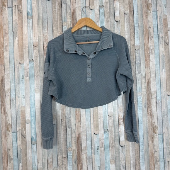 Free People S Movement Ribbed Knit So Fly Henley Pullover Crop Long Sleeve Top - Picture 3 of 9